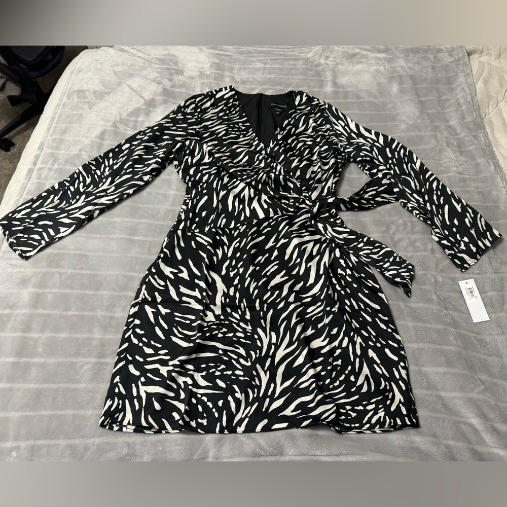 Donna Morgan Long Sleeve Midi Length Wrap Dress Size 10